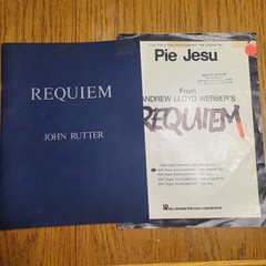 Lot of 2 REQUIEM, Vintage, Piano Books- 1986/JOHN RUTTER, Pie Jesu