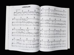 Hal Leonard: Chart Hits of &rsquo;02-&rsquo;03: Piano:Vocal:Guitar: Songbook