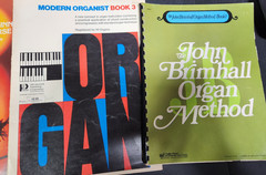 Organ Sheet Music Lot of 4 books – vintage 1959 1971 1979 1995 – Good