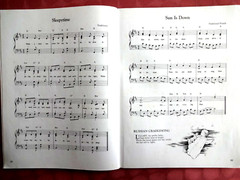 THE LULLABY BOOK Easy Piano Voice Guitar Song Book Amsco Publications 1985 VTG