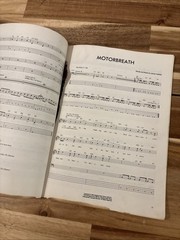 Metallica Kill &lsquo;Em All Bass Guitar Tab Book & Lyrics