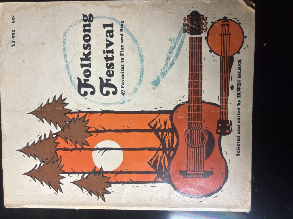 Folksong Festival Folk Song Book for Guitar – Scholastic TJ 932