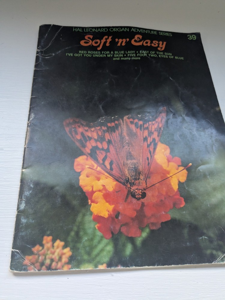 Soft&rsquo;n&rsquo;Easy 1982 Organ Hal Leonard Songbook Adventure Series