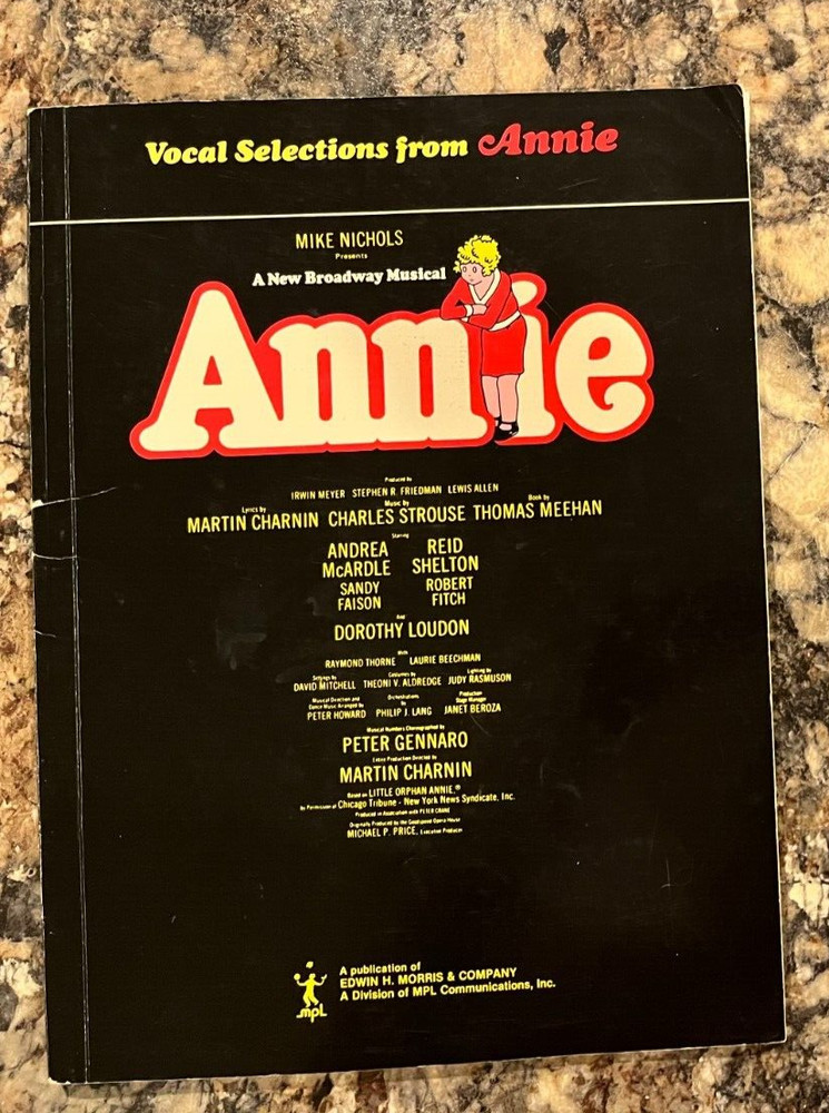 K ANNIE Broadway Musical Vocal Selections Sheet Music Photo&rsquo;s 56 Pages 14 Songs