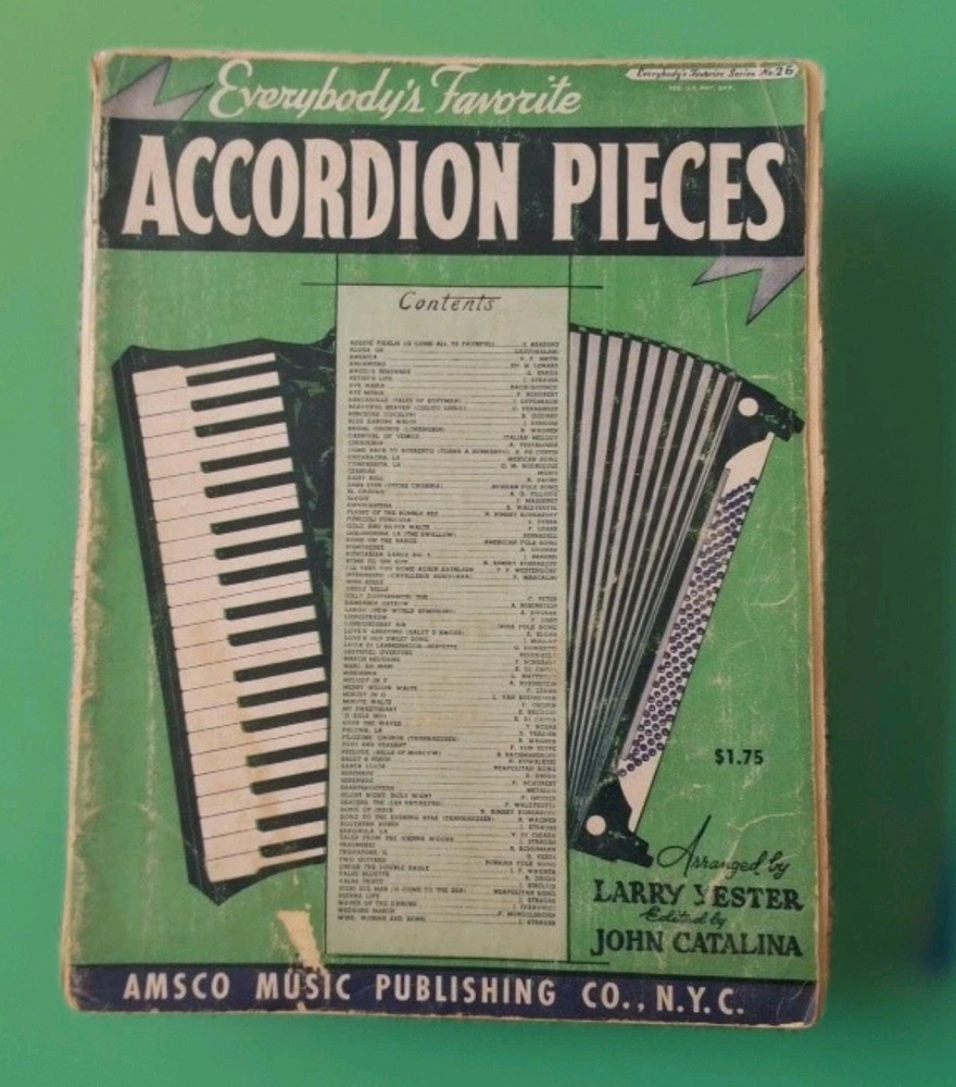1939 “Everybody&rsquo;s Favorite Accordion Pieces » Songbook (Series No. 26)