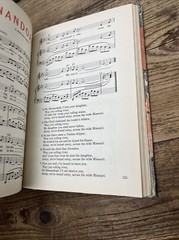 Burl Ives Songbook 115 American Songs in Historical Perspective 1953 Ballantine